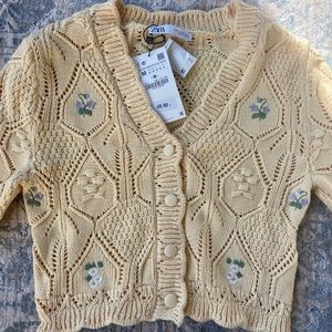 New with tags knit sweater